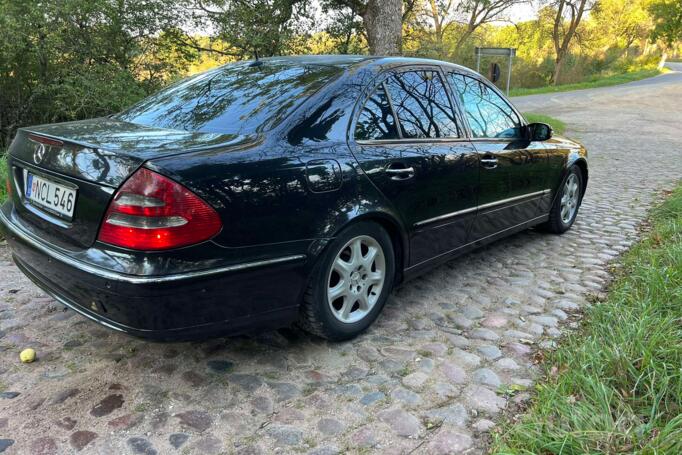 Mercedes-Benz E-Class W211/S211 Sedan 4-doors