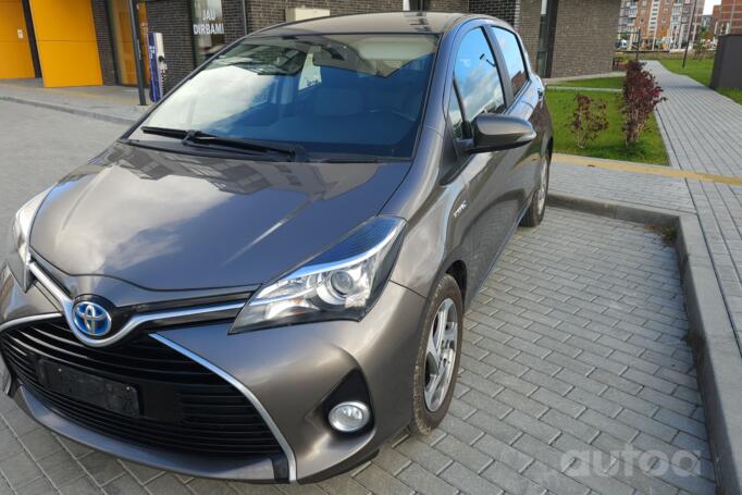 Toyota Yaris 3 generation [restyling]