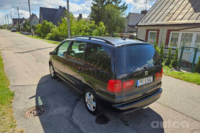 SEAT Alhambra 1 generation [restyling] Minivan