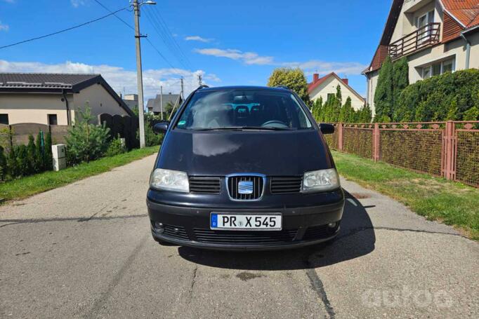 SEAT Alhambra 1 generation [restyling] Minivan