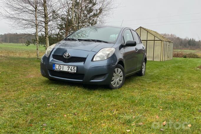 Toyota Yaris 2 generation [restyling]