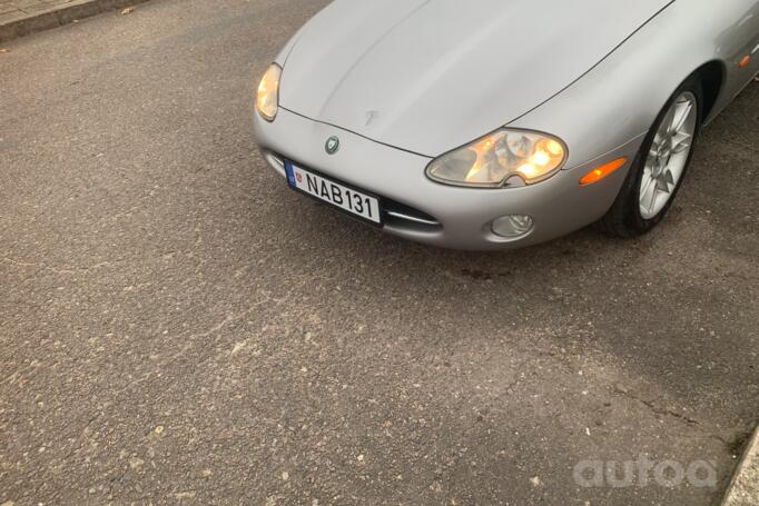 Jaguar XK X100 XK8 cabriolet 2-doors