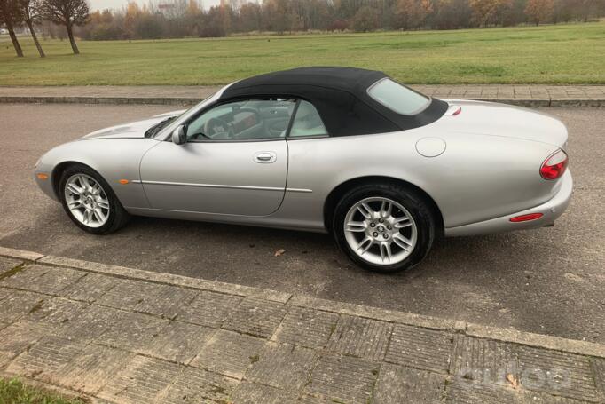 Jaguar XK X100 XK8 cabriolet 2-doors