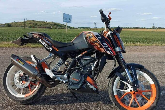 KTM Duke