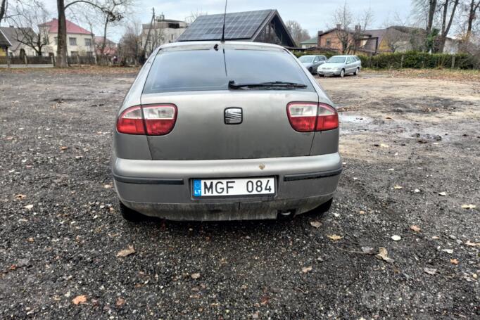 SEAT Leon 2 generation Hatchback 5-doors