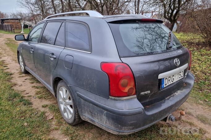 Toyota Avensis 2 generation wagon