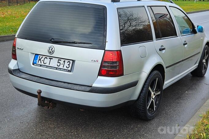 Volkswagen Golf 4 generation wagon