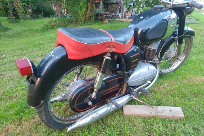 Jawa 250