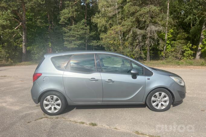 Opel Meriva 2 generation Minivan