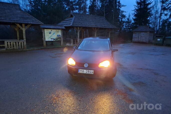 Volkswagen Golf 5 generation Hatchback 5-doors