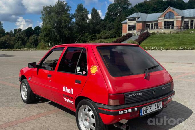 Peugeot 205