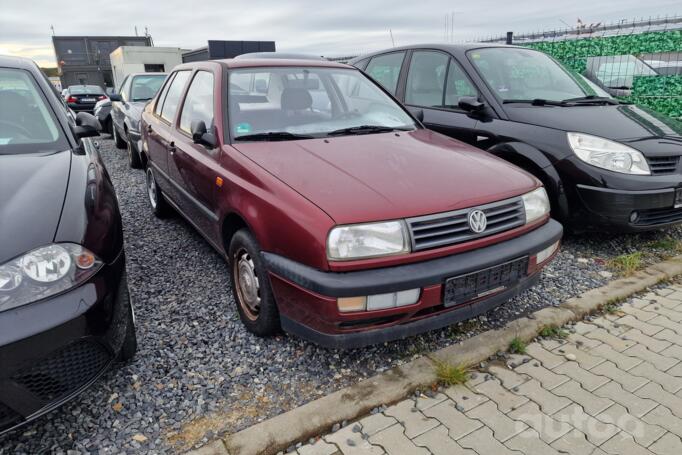 Volkswagen Vento 1 generation Sedan