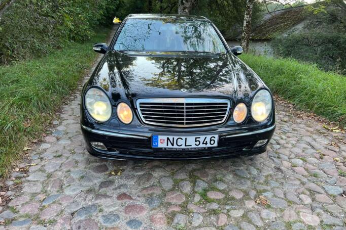 Mercedes-Benz E-Class W211/S211 Sedan 4-doors