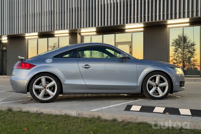 Audi TT 8J Coupe