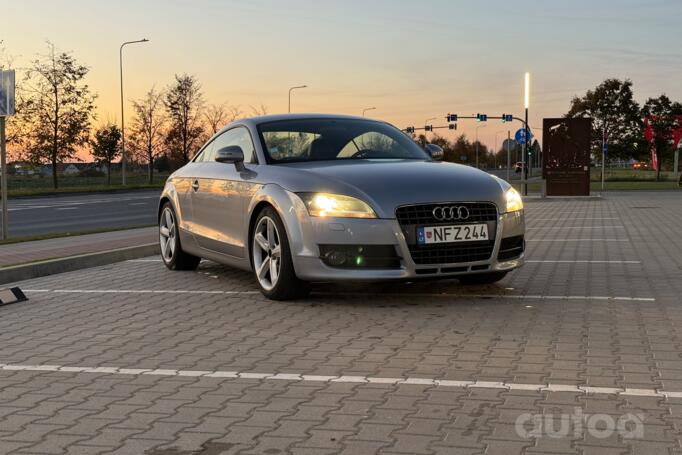 Audi TT 8J Coupe