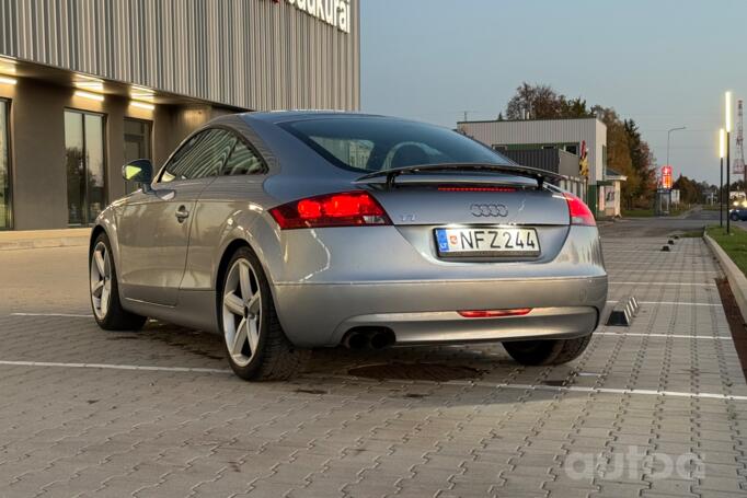 Audi TT 8J Coupe