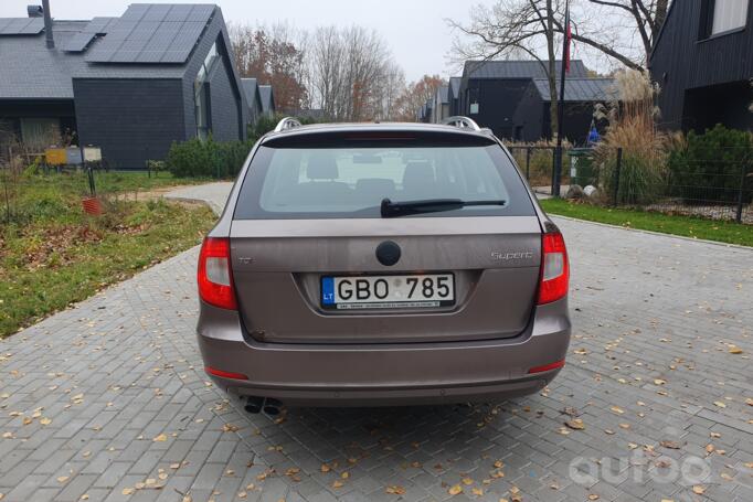 Skoda Superb 2 generation Combi wagon