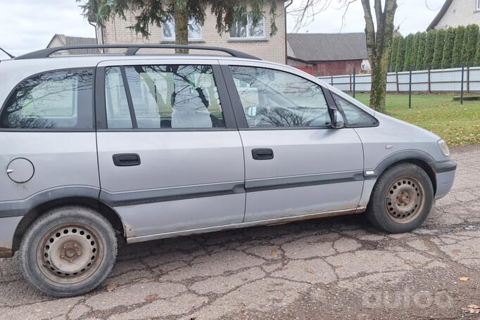 Opel Zafira A Minivan 5-doors