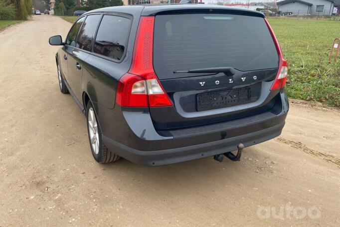 Volvo V70 3 generation wagon