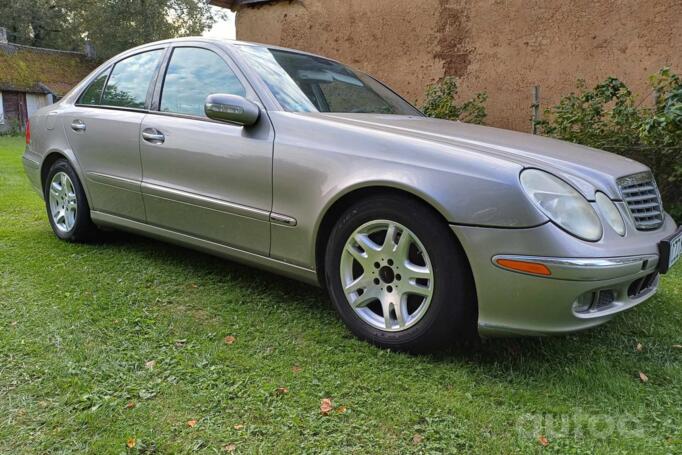 Mercedes-Benz E-Class W211 Sedan