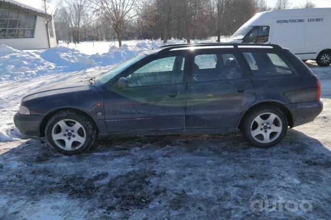 Audi A4 B5 Avant wagon 5-doors