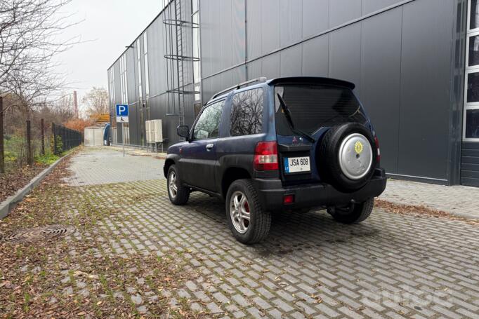 Mitsubishi Pajero Pinin 1 generation SUV 3-doors