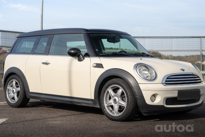 Mini Clubman 1 generation One wagon 4-doors