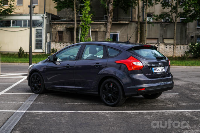 Ford Focus 3 generation Hatchback 5-doors