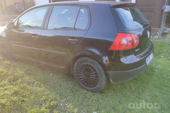 Volkswagen Golf 5 generation Hatchback 5-doors