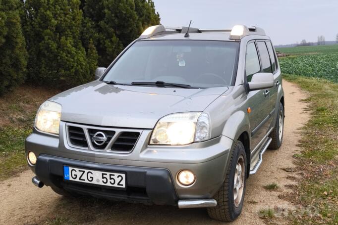 Nissan X-Trail T30 Crossover