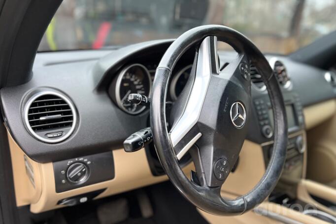 Mercedes-Benz M-Class W164 [restyling] Crossover 5-doors