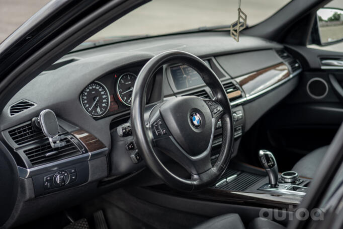 BMW X5 E70 [restyling] Crossover