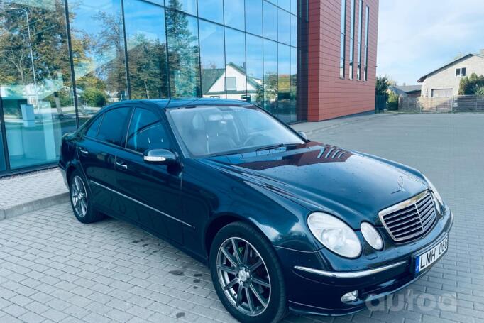 Mercedes-Benz E-Class W211 Sedan