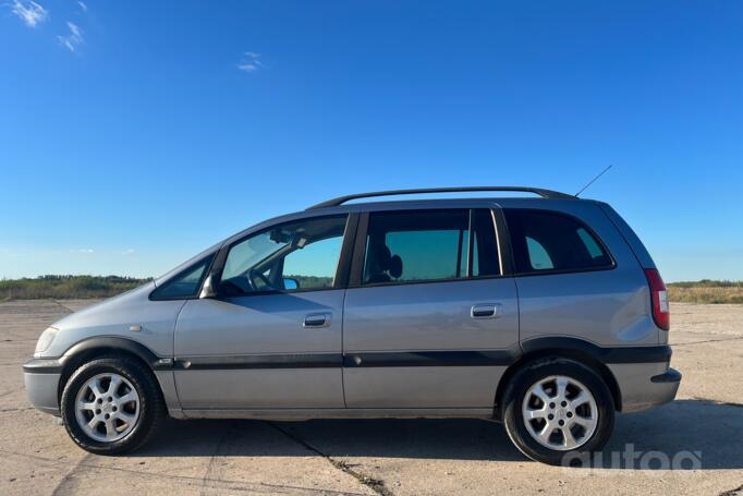 Opel Zafira A [restyling] Minivan 5-doors