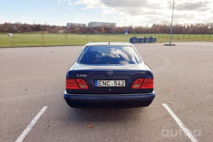 Mercedes-Benz E-Class W210 Sedan