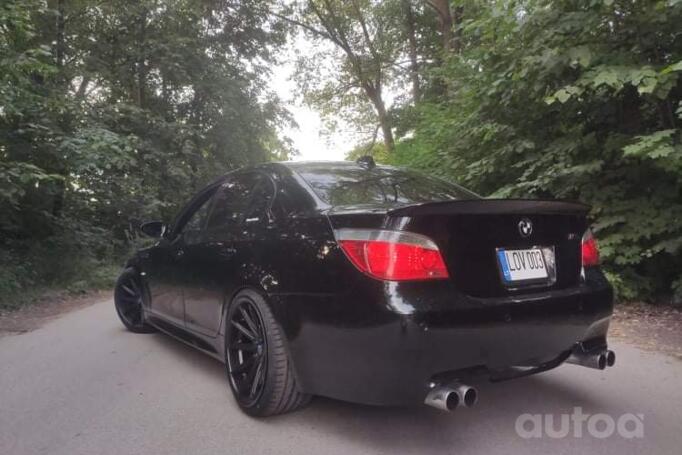 BMW M5 E60/E61 Sedan