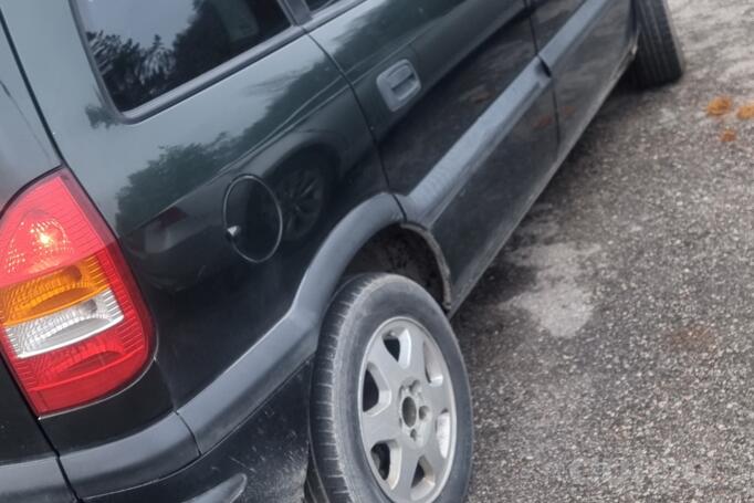 Opel Zafira A Minivan 5-doors