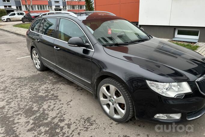 Skoda Superb 2 generation Combi wagon