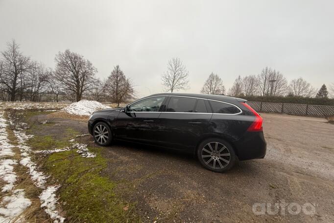 Volvo V60 1 generation [restyling] wagon 5-doors