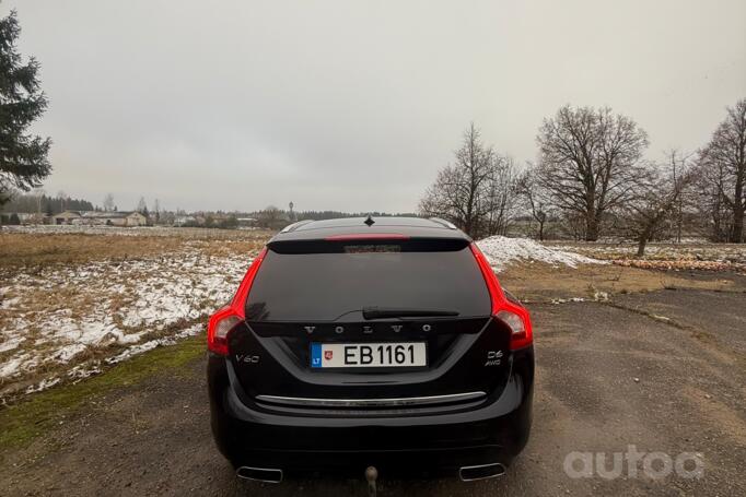 Volvo V60 1 generation [restyling] wagon 5-doors