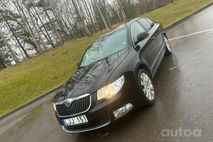 Skoda Superb 2 generation Combi wagon