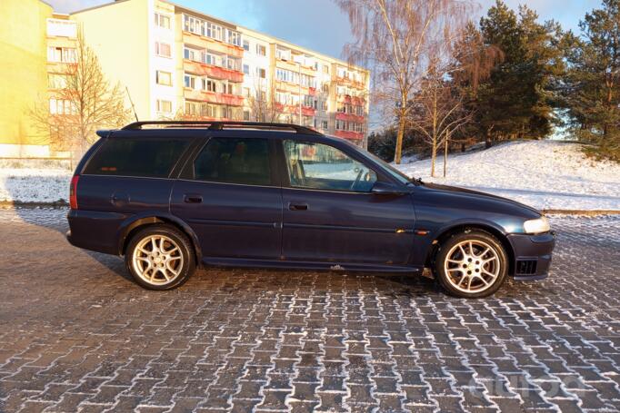 Opel Vectra B I500 wagon 5-doors