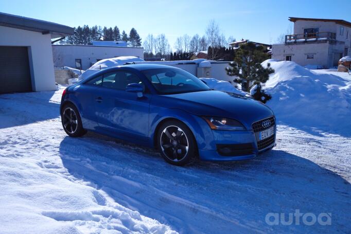 Audi TT 8J Coupe 2-doors
