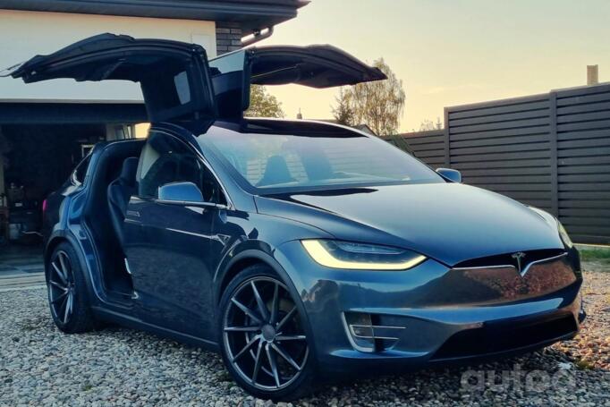 Tesla Model X 1 generation Crossover