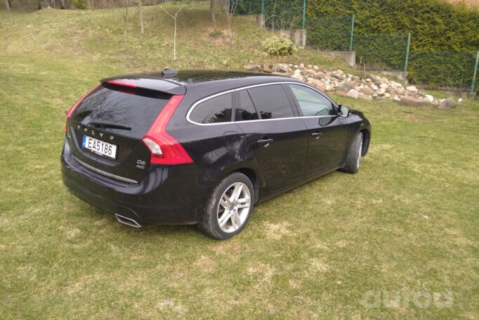 Volvo V60 1 generation [restyling] wagon 5-doors