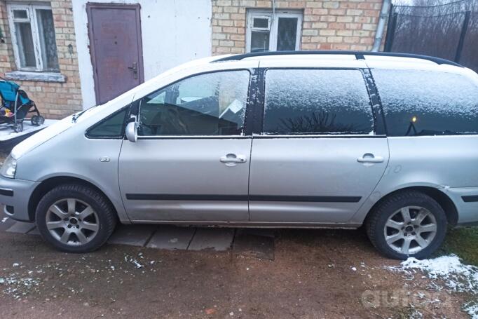 Volkswagen Sharan 1 generation [restyling] Minivan