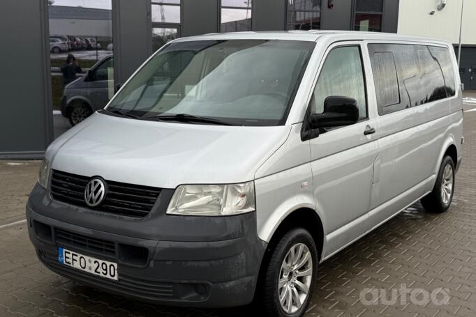 Volkswagen Transporter T5 Minivan 4-doors