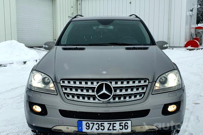 Mercedes-Benz M-Class W164 Crossover 5-doors