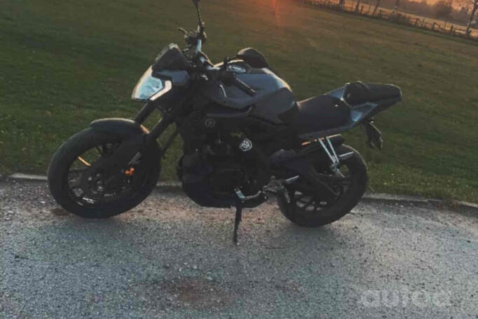 Yamaha MT