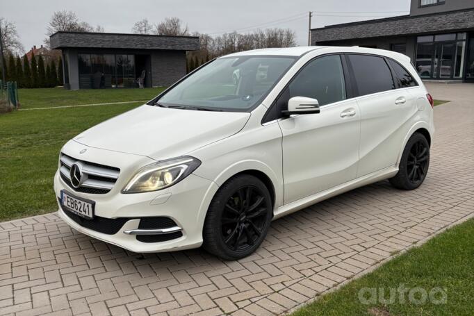 Mercedes-Benz B-Class W246 [restyling] Hatchback